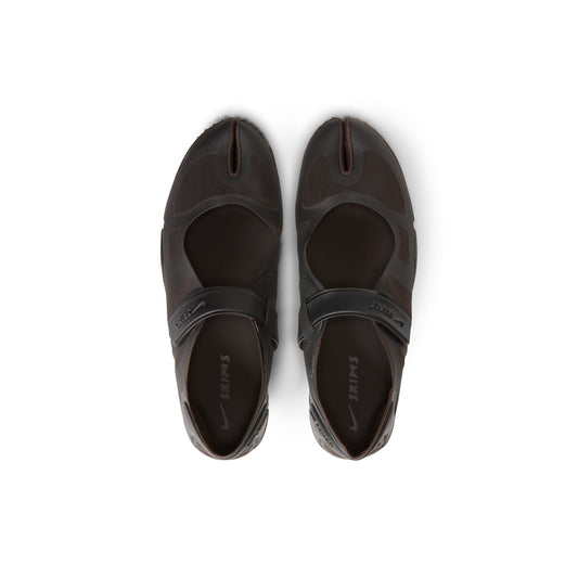 NikeSKIMS FOOTWEAR RIFT MESH | VELVET BROWN