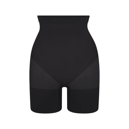 SHEER SEAMLESS HIGH-WAISTED MID THIGH SHORT | ONYX