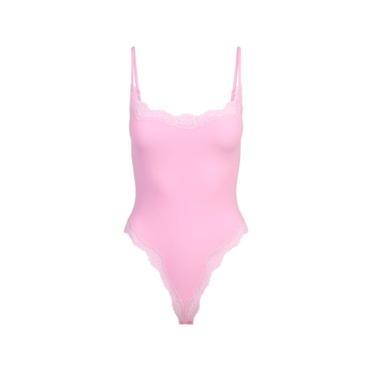 FITS EVERYBODY LACE CAMI BODYSUIT | BUBBLE GUM TONAL
