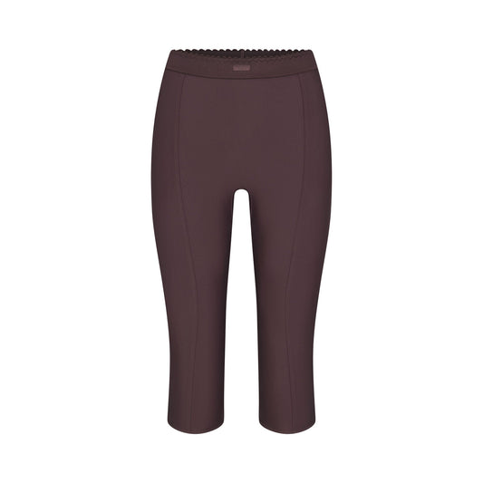 SKIMS BODY HIGH-WAISTED CAPRI | RAISIN