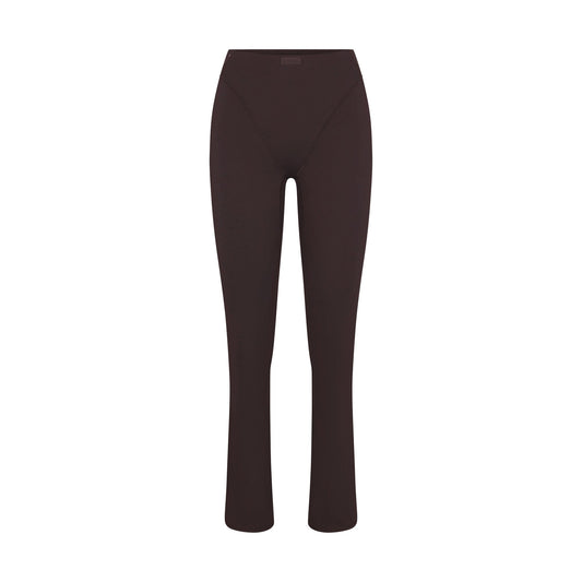 NikeSKIMS MATTE V-LINE 39" STRAIGHT LEGGING | DARK SEPIA