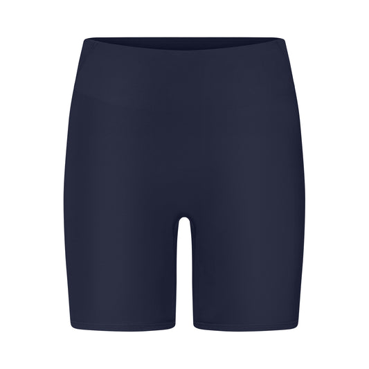 NikeSKIMS SHINE BONDED WAIST 5" BIKER SHORT | NAVY