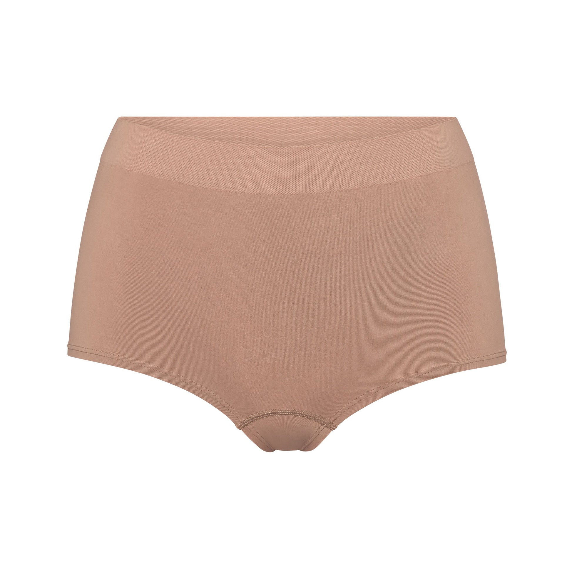 SOFT SMOOTHING SEAMLESS BOY SHORT | SIENNA