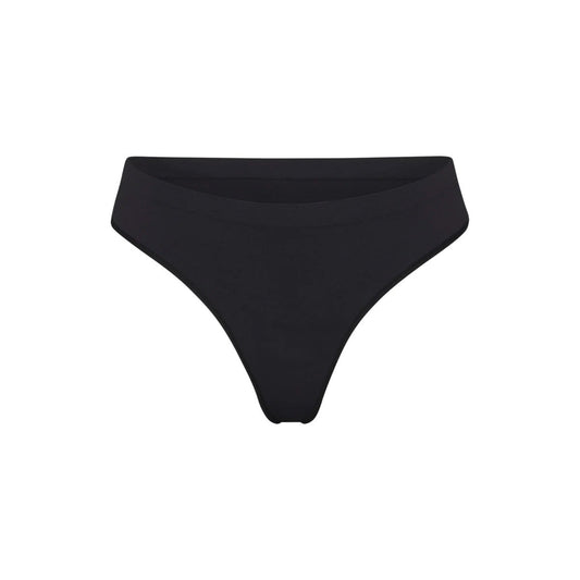 SOFT SMOOTHING SEAMLESS THONG | ONYX