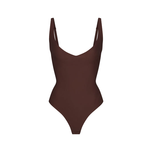 SKIMS BODY CORE SCULPT PLUNGE THONG BODYSUIT | COCOA