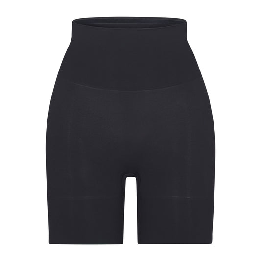 SEAMLESS SCULPT BUTT LIFTING SHORT | ONYX